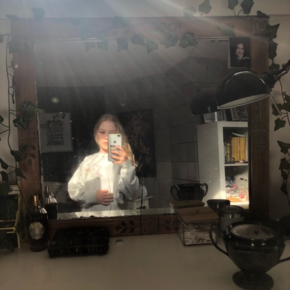 Meet your Posher, Brynn - Picture 1 of 1